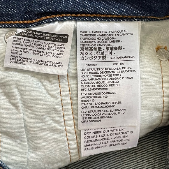 LEVI'S STRAUSS & CO ORIGINAL RIVETED BLUE JEANS - Picture 11 of 11